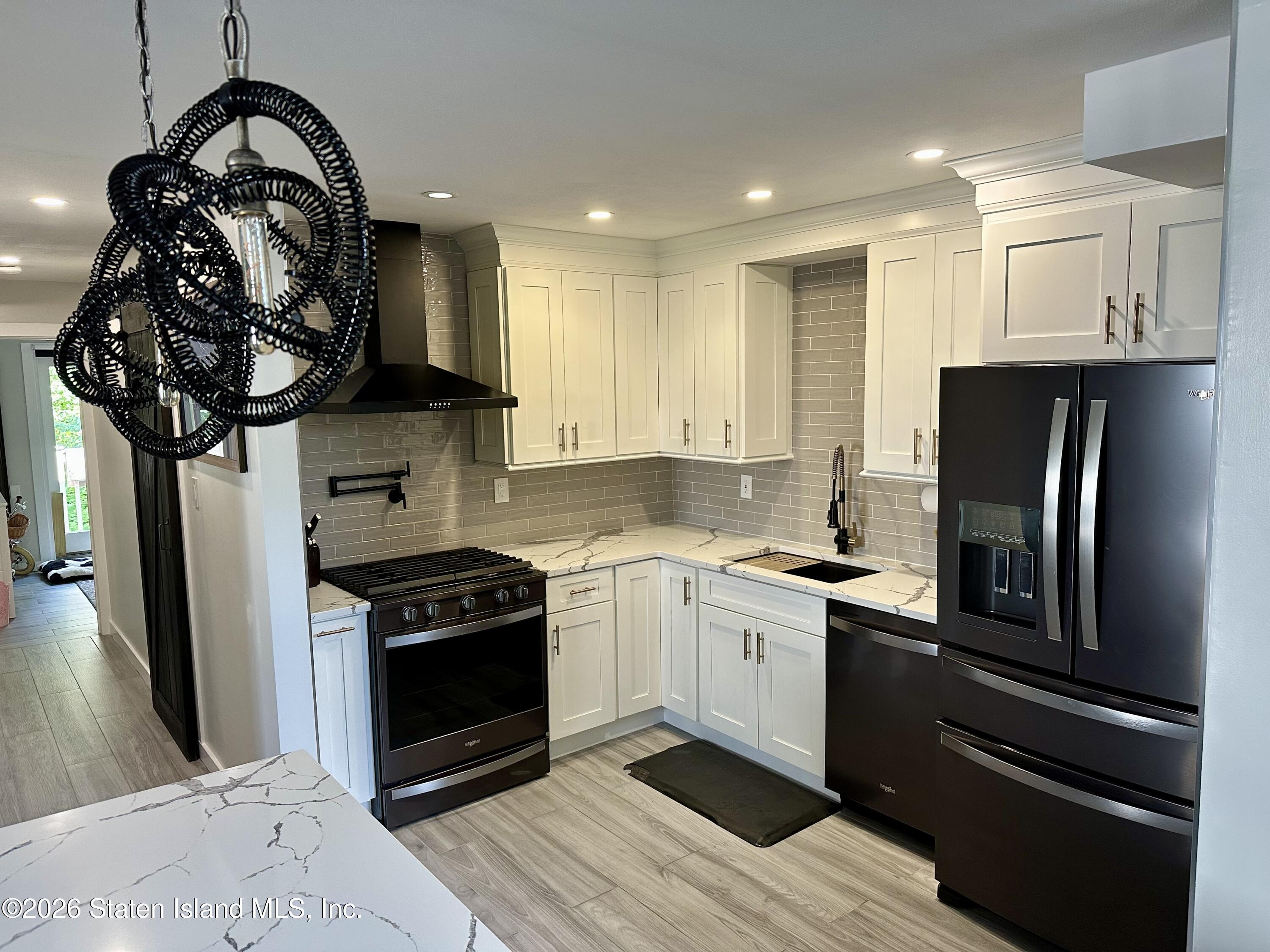 Residential in Staten Island 4