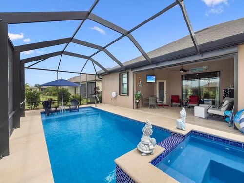 5614 1st Sq, Vero Beach, FL, 32968-2412 | Card Image