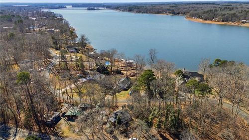 235 Rock Harbor Dr, Lexington, NC, 27292-7844 | Card Image