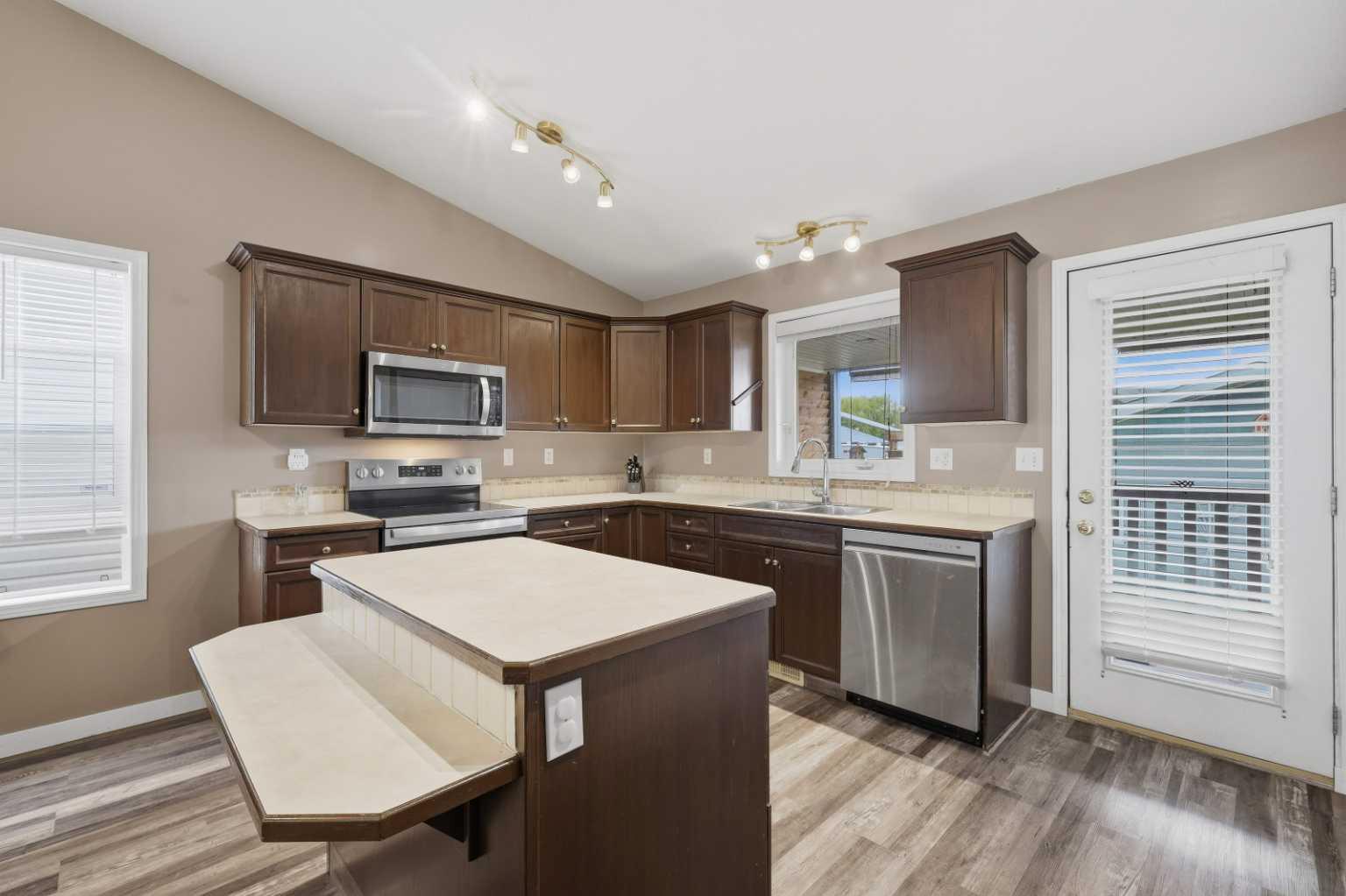 Residential in Penhold 5