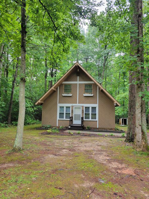 135 Land Or Dr, Ruther Glen, VA, 22546-1073 | Card Image