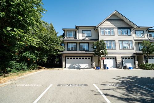 8-19932 70 Ave, Langley, BC, V2Y3C6 | Card Image