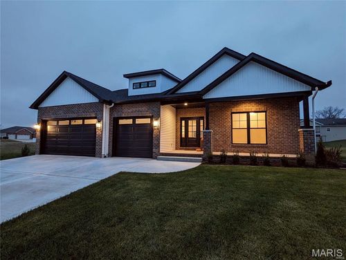 8748 Wendell Creek Dr, Saint Jacob, IL, 62281-1088 | Card Image