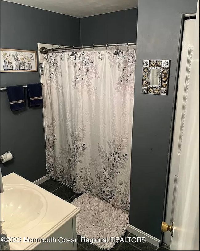 2 Josiah Bartlett Bldg, Condo with 1 bedrooms, 1 bathrooms and null parking in Turnersville NJ | Image 24
