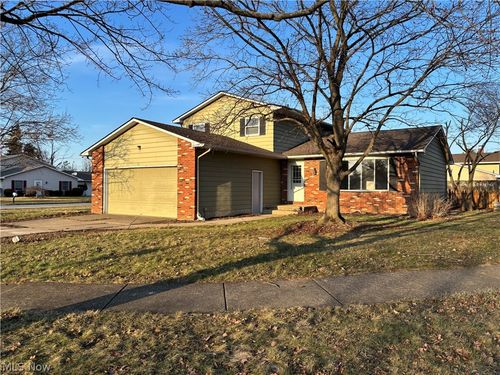 114 Timberlane Dr, Elyria, OH, 44035-1428 | Card Image