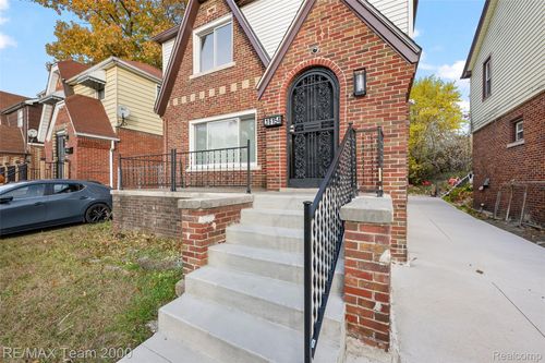 16154 Cheyenne St, Detroit, MI, 48235-4218 | Card Image