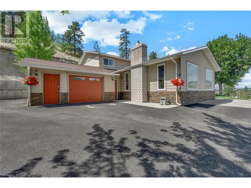8704 Kuroda Pl, Summerland, BC, V0H1Z7 | Card Image