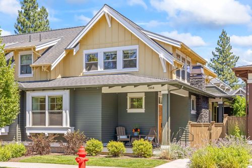 4-1650 Nw Lewis St, Bend, OR, 97703-6715 | Card Image