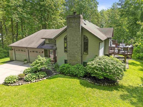 2360 Woodington Way, SUAMICO, WI, 54173 | Card Image