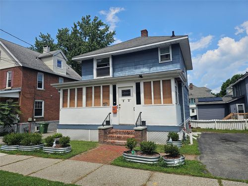 23 Harrison St, Middletown, NY, 10940-3805 | Card Image