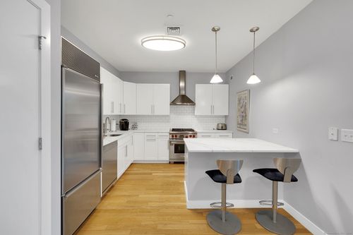 unit-302-1515 Summer St, Stamford, CT, 06905-5152 | Card Image