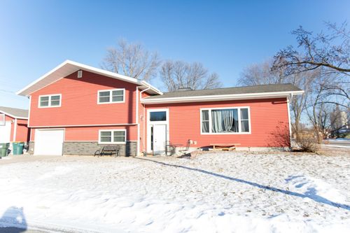 40 W 4th St N, Cottonwood, MN, 56229-2253 | Card Image