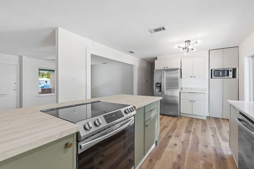 1307 Aspen, Lockhart, TX, 78644-1909 | Card Image