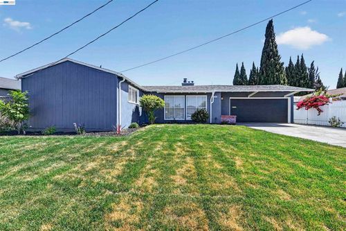 14326 Bradley St, San Leandro, CA, 94579-1109 | Card Image