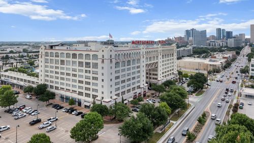 apt-1439-2600 W 7th St, Fort Worth, TX, 76107-9303 | Card Image