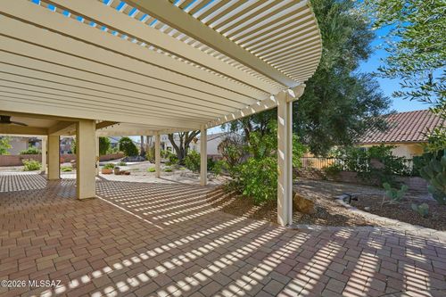 537 N Keyes Rd, Green Valley, AZ, 85614-5674 | Card Image