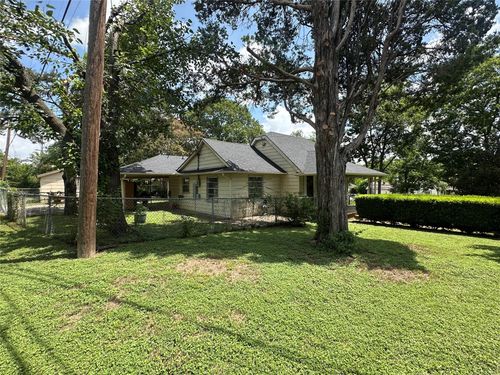 7001 Fairdale Ave, Dallas, TX, 75227-5728 | Card Image