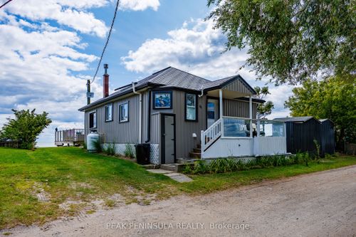 221/223 Hastings Dr, Norfolk, ON, N0E1M0 | Card Image