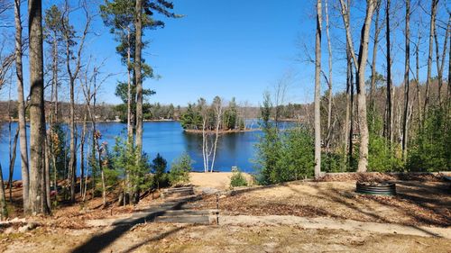 2242 Ridge Rd, Harrison, MI, 48625-9174 | Card Image