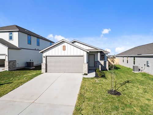 125 Hatari Trl, Jarrell, TX, 76537-2183 | Card Image