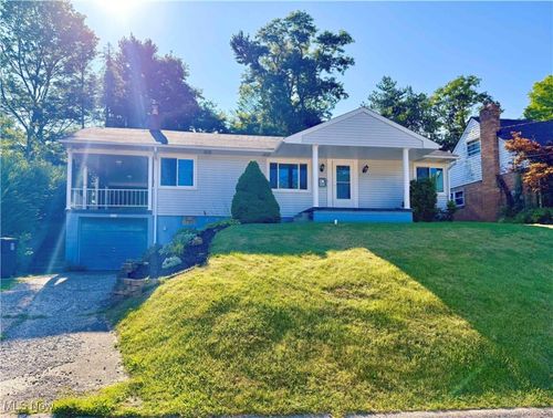 222 Norris St, Steubenville, OH, 43952-3526 | Card Image