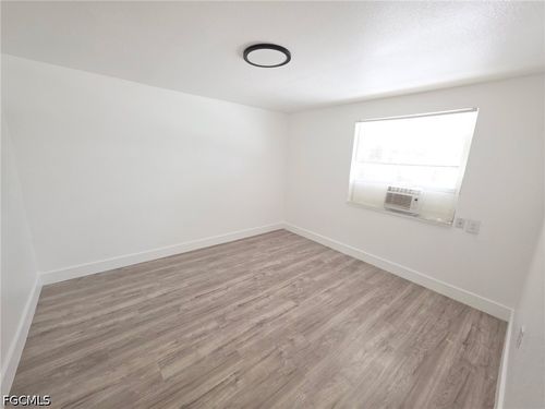 1-420 Fairfax Drive, Fort Myers, FL, 33905 | Card Image