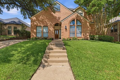 6816 Riverridge Rd, Fort Worth, TX, 76116-9355 | Card Image