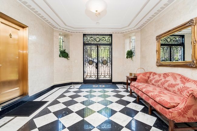 6B - 65 Commonwealth Ave, Condo with 2 bedrooms, 3 bathrooms and 2 parking in Boston MA | Image 25