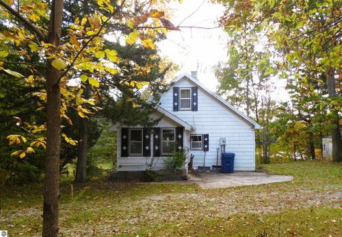 2528 Gardner Street, Alger, MI, 48610 | Card Image