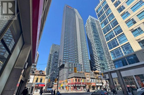 4507-8 Wellesley Street W, Toronto (Bay Street Corridor), ON, M4Y0J5 | Card Image