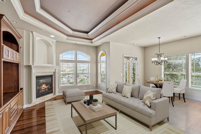 Family room and breakfast area virtual | Image 14