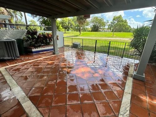c1-703 Nw 105th Pl, Miami, FL, 33172-3101 | Card Image