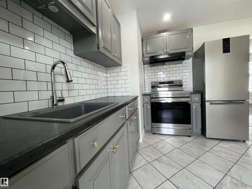 10832 163 St Nw, Edmonton, AB, T5P3P6 | Card Image