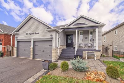 126 Vipond Rd, House other with 3 bedrooms, 4 bathrooms and 4 parking in Whitby ON | Image 2