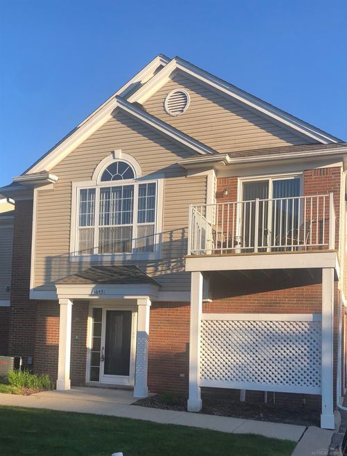 16431 Dominion Drive Drive, Macomb Township, MI, 48044 | Card Image