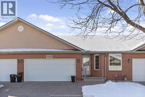 2233 Trappers Ave, Windsor, ON, N8P1T3 | Card Image