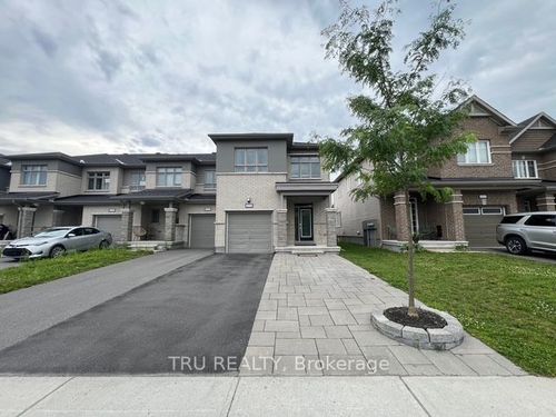 614 Parade Dr, Stittsville, ON, K2S0Y7 | Card Image