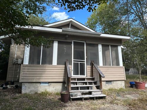 132 Eddy St, Hot Springs, AR, 71901-2947 | Card Image