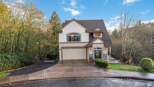 119 Peninsula Dr, Kelso, WA, 98626-1979 | Card Image