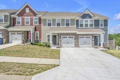 697 Exmoor Dr, Townhouse with 3 bedrooms, 2 bathrooms and 2 parking in Goodlettsville TN | Image 1