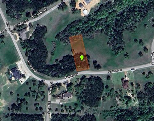 8421 Fullerton Dr, Cleburne, TX, 76033-8580 | Card Image