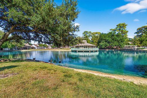 186 Old Bridge Lk, Houston, TX, 77069-3465 | Card Image
