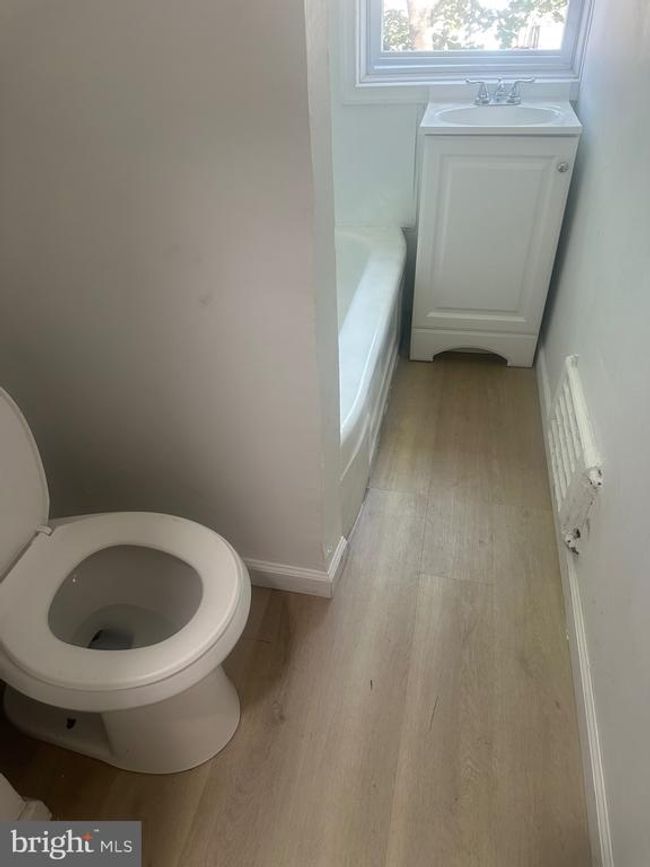 401 S 6 Th St, Home with 4 bedrooms, 1 bathrooms and null parking in DARBY PA | Image 24