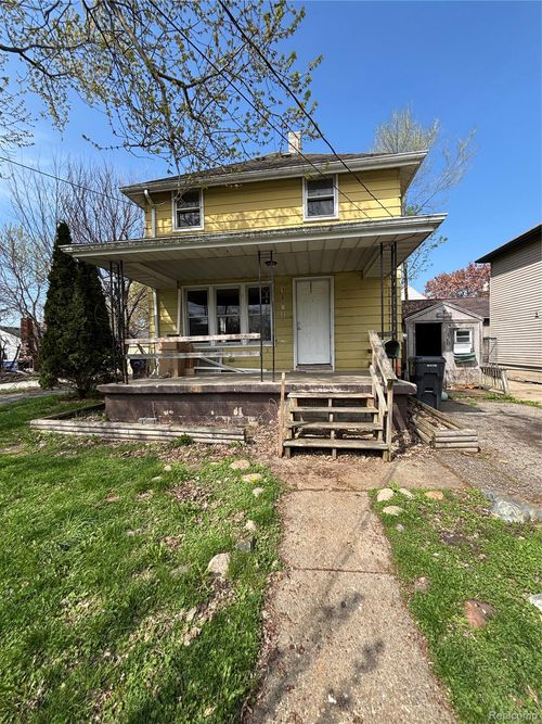 1008 Tacken St, Flint, MI, 48532-5076 | Card Image