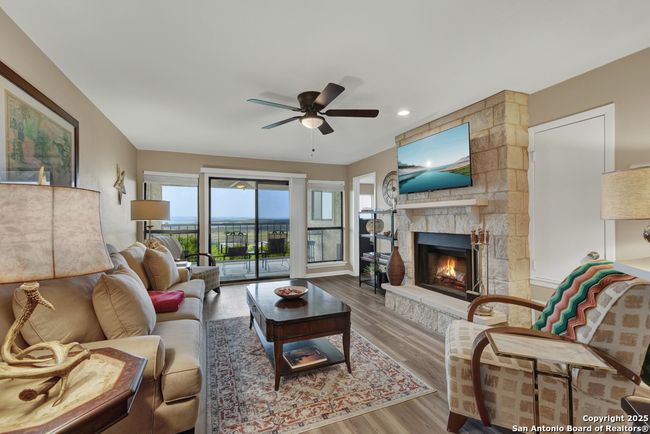 APT-6 - 1256 Cougar Dr, Condo with 2 bedrooms, 2 bathrooms and null parking in Canyon Lake TX | Image 19