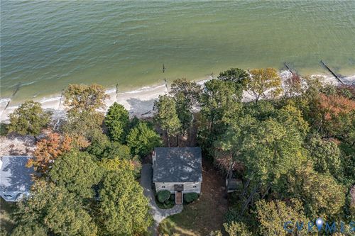 76 Cottage Pl, Heathsville, VA, 22473-2365 | Card Image