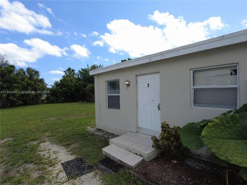 2-620 Nw 16th Ave, Pompano Beach, FL, 33069-2833 | Card Image