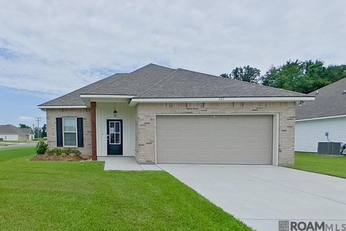 101 Rainfall Ln, Carencro, LA, 70520-4513 | Card Image