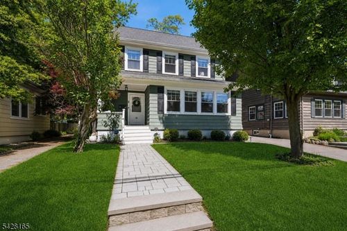 72 Central Ave, Montclair, NJ, 07042-3015 | Card Image