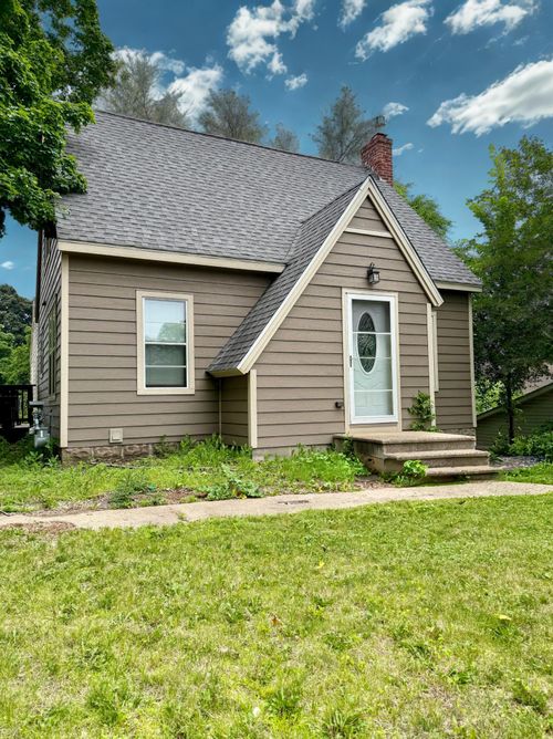 642 Grace St, Red Wing, MN, 55066-3145 | Card Image
